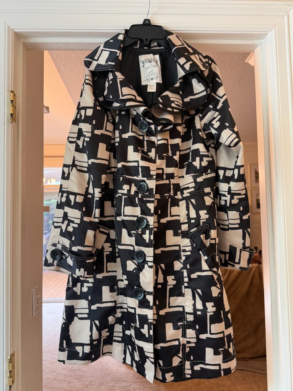 Nordstrom Nick and Mo Black & Cream Patterned Trench Coat - Women's Jacket